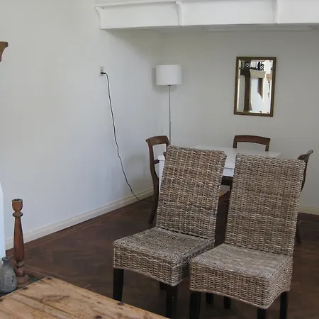 Vakantiehuis Fishermans House With Private Parking