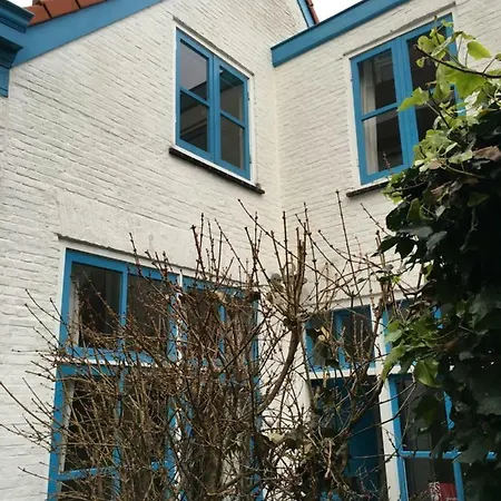 Fishermans House With Private Parking Vakantiehuis